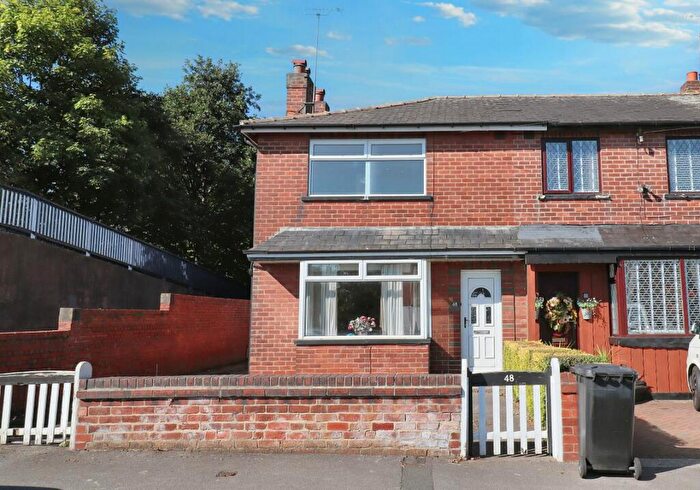 3 Bedroom End Of Terrace House For Sale In Westbury Place North, Leeds, West Yorkshire, LS10