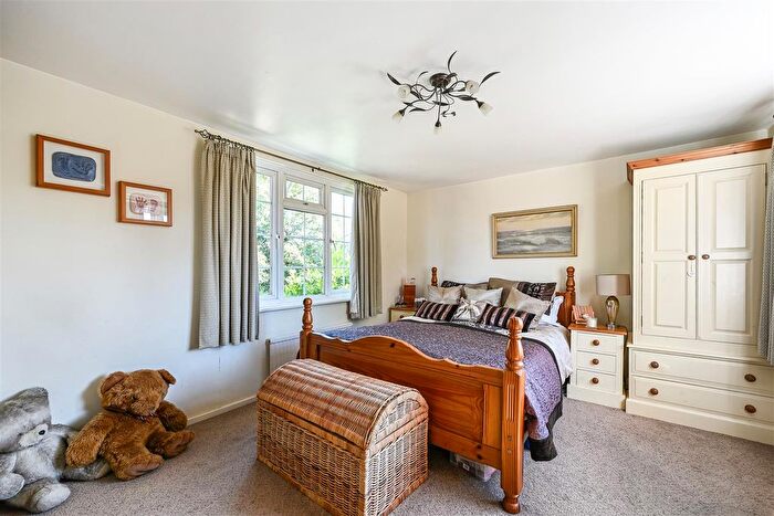 4 Bedroom Detached House For Sale In Redhill Road, Rowland's Castle, PO9