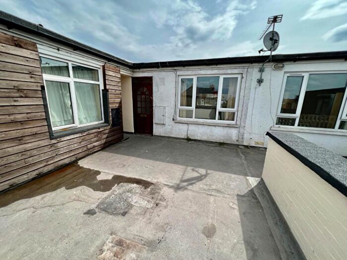 1 Bedroom Flat To Rent In High Street, Staple Hill, Bristol, BS16