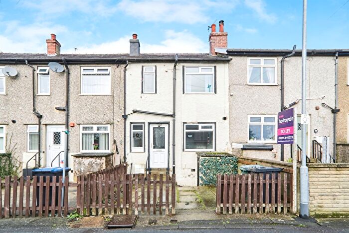 3 Bedroom Terraced House For Sale In Bankfield Street, Keighley, BD22