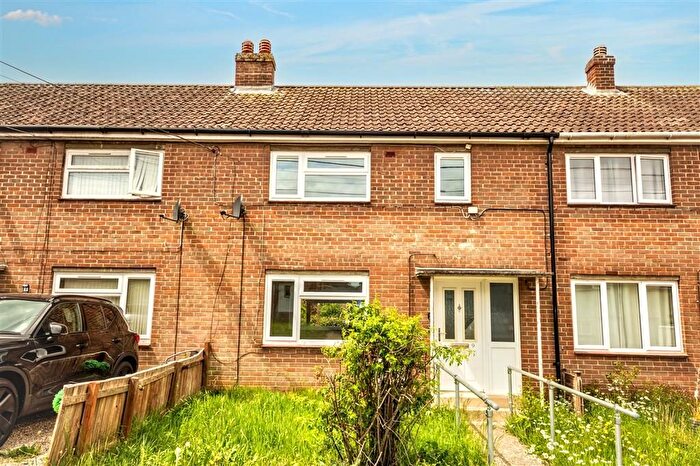 2 Bedroom Terraced House For Sale In Stringfellow Crescent, Chard, TA20