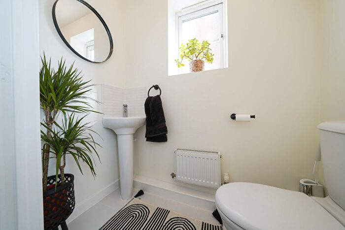 4 Bedroom Detached House For Sale In Goodheart Way, Thorpe Astley, Leicester, Leicestershire, LE3