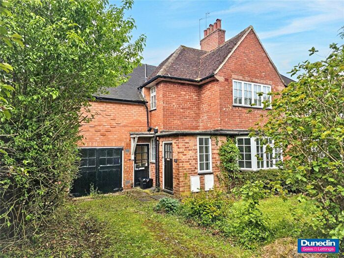 4 Bedroom Semi Detached House For Sale In Witherford Way, Selly Oak, Birmingham, B29
