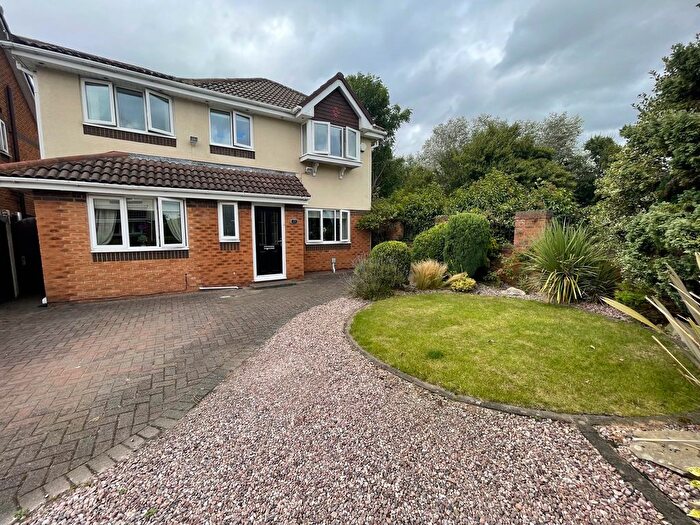 5 Bedroom Property To Rent In Aisthorpe Grove, Liverpool, L31