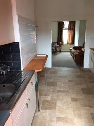 2 Bedroom Flat To Rent In Back Kirkstall Road, LS4