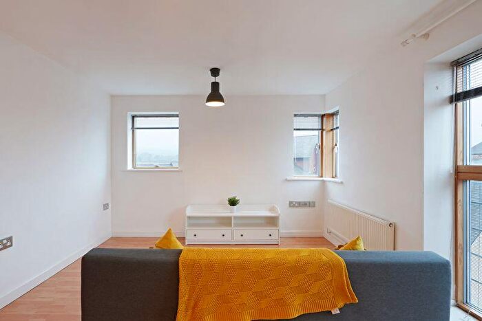 2 Bedroom Apartment To Rent In Leadmill Court, Sheffield, S1