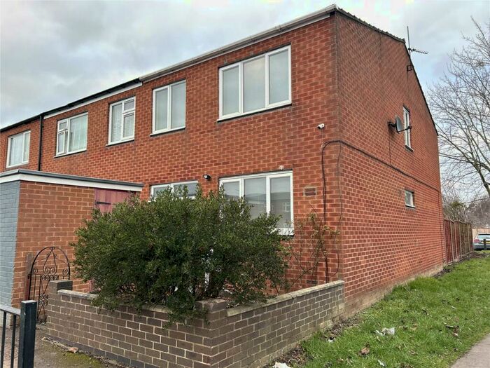 4 Bedroom End Of Terrace House To Rent In Lewis Road, Loughborough, Leicestershire, LE11