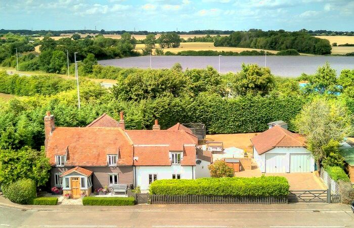4 Bedroom Detached House For Sale In Colchester Road, Coggeshall, CO6