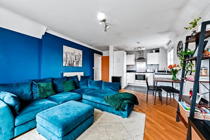 2 Bedroom Apartment For Sale In Tyhurst, Middleton, Milton Keynes, MK10