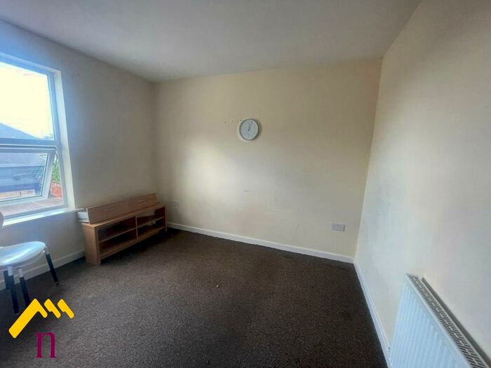 2 Bedroom Flat To Rent In Bentley Road, Bentley, Doncaster, DN5