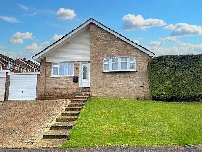 3 Bedroom Detached Bungalow To Rent In Orchard Drive, River, Dover, CT17