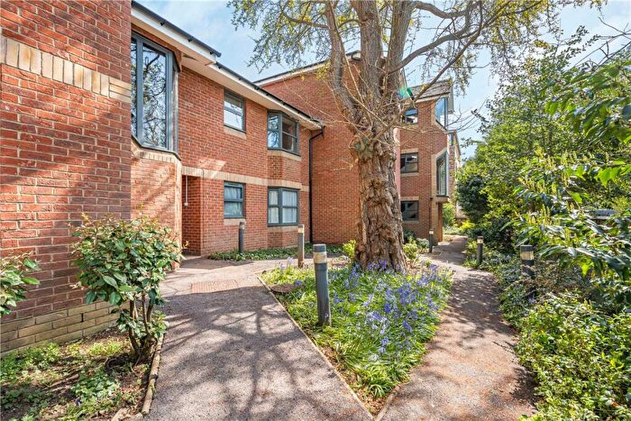2 Bedroom Apartment To Rent In Banbury Road, Oxford, Oxfordshire, OX2