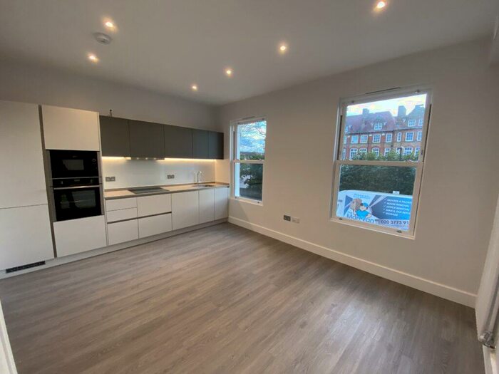 2 Bedroom Flat To Rent In Bedroom Flat &ndash; Marriott Road, Finsbury Park, N4