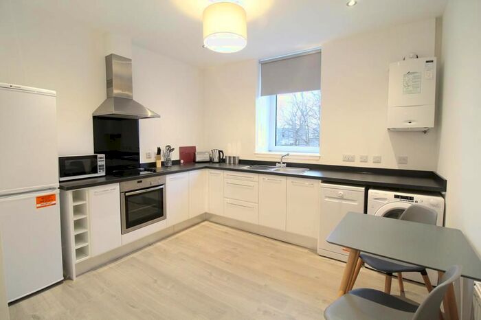 1 Bedroom Flat To Rent In Union Grove, First Right, AB10