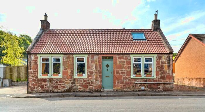 4 Bedroom Detached House For Sale In Skene Street, Strathmiglo, Cupar, KY14