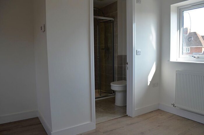 1 Bedroom Flat To Rent In Leyshon Road, Wheatley, Oxford, Oxfordshire, OX33