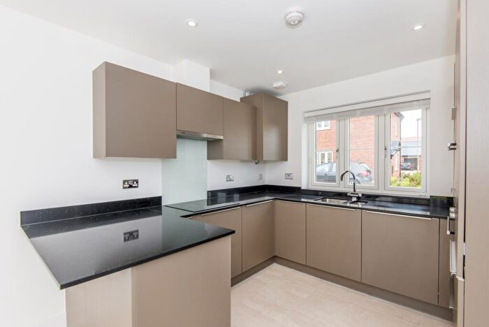 3 Bedroom Detached House To Rent In Wellesley Close, Heyford Park, OX25