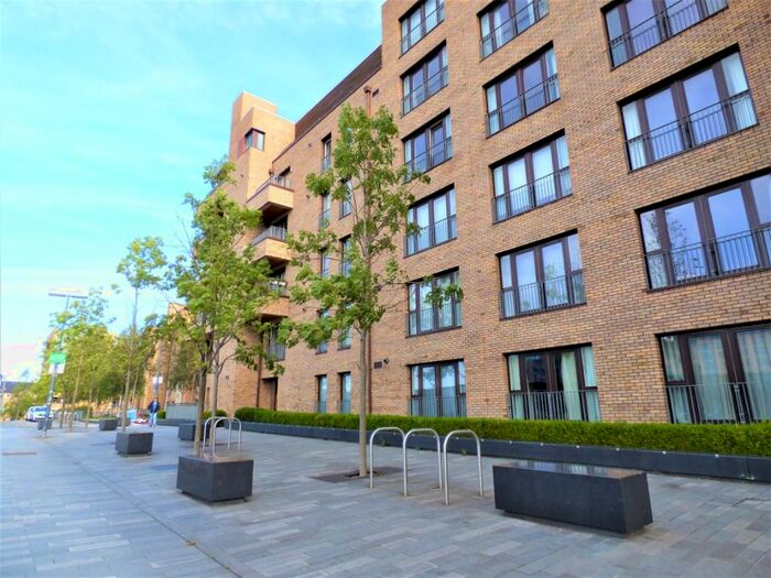 1 Bedroom Flat To Rent In Melvin Walk, Fountainbridge, Edinburgh, EH3