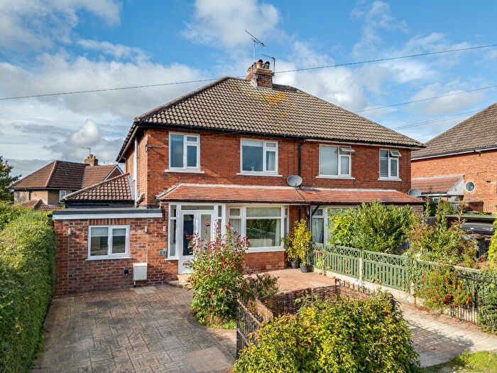 4 Bedroom Semi-Detached House For Sale In Stephenson Close, Knaresborough, North Yorkshire, HG5