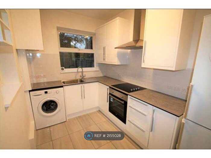 3 Bedroom Semi-Detached House To Rent In Cambrian Road, Tunbridge Wells, TN4