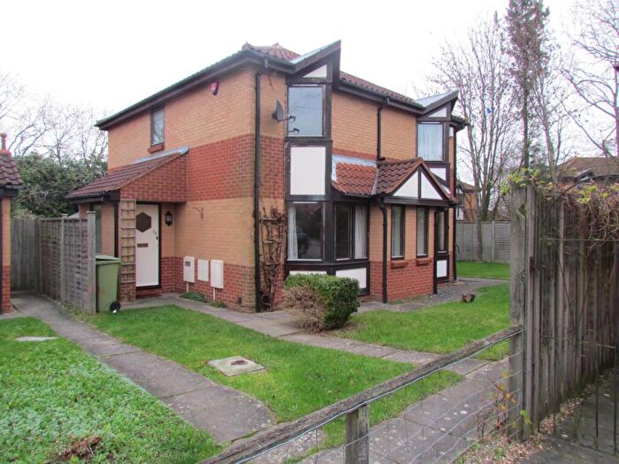 2 Bedroom Semi-Detached House To Rent In Shenley Lodge, MK5