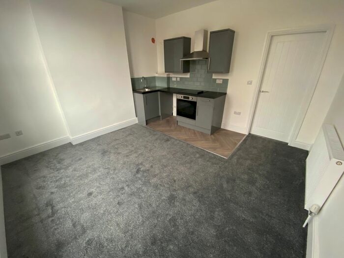 2 Bedroom Flat To Rent In Drummond Road, Ilkeston, DE7