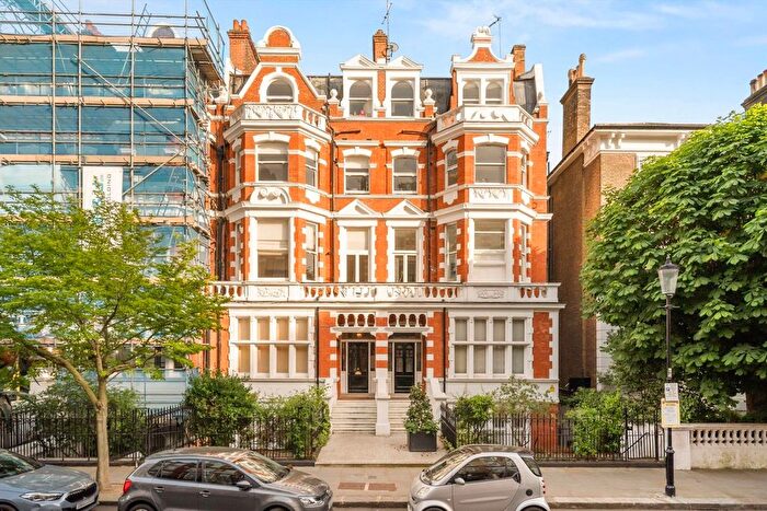 1 Bedroom Flat To Rent In Bolton Gardens, Earls Court, SW5