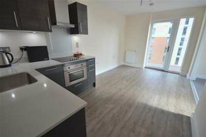 Flat To Rent In The Peninsula, Pegasus Way, Gillingham, ME7