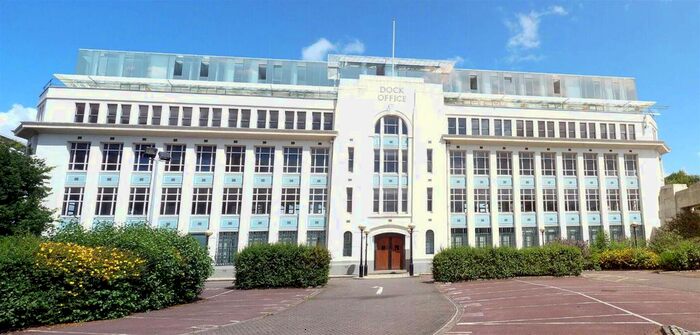 2 Bedroom Flat To Rent In -Bedroom Apartment - Dock Office, Trafford Road, Salford, M50