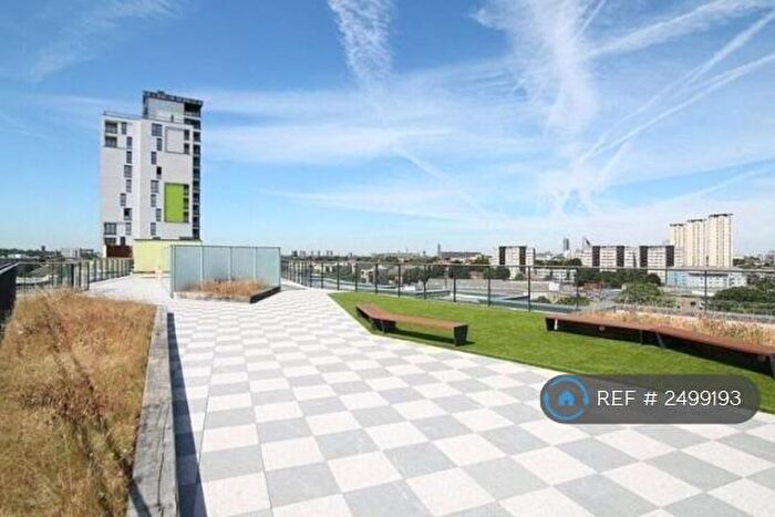 3 Bedroom Flat To Rent In Rotherhithe New Road, London, SE16