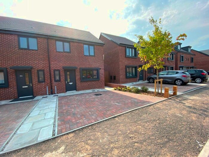 3 Bedroom Semi-Detached House To Rent In Oswestry Street, Anfield, Liverpool L5