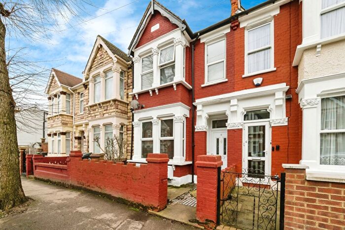 3 Bedroom Terraced House For Sale In Peterborough Road, London, E10