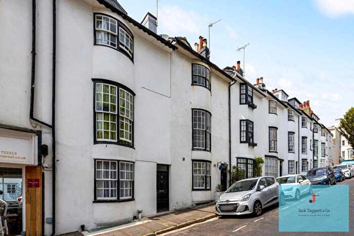 1 Bedroom Flat For Sale In Upper Market Street, Hove, BN3