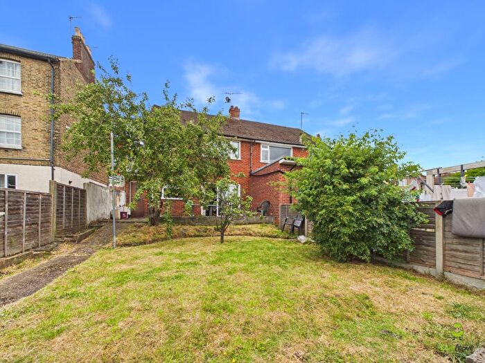 3 Bedroom Terraced House For Sale In Upper Abbey Road, Belvedere, Kent, DA17