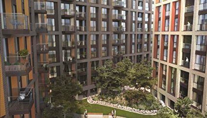 2 Bedroom Apartment To Rent In Thornes House, Battersea, SW11