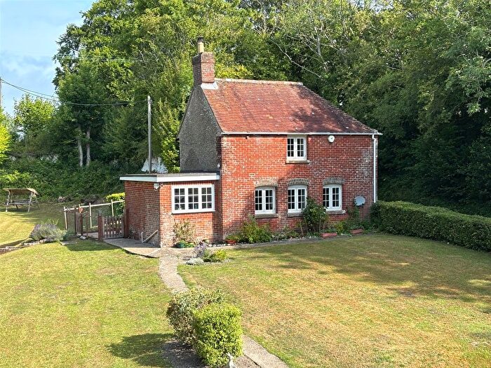 2 Bedroom Detached House For Sale In Slab Lane, Downton, Salisbury, Wiltshire, SP5