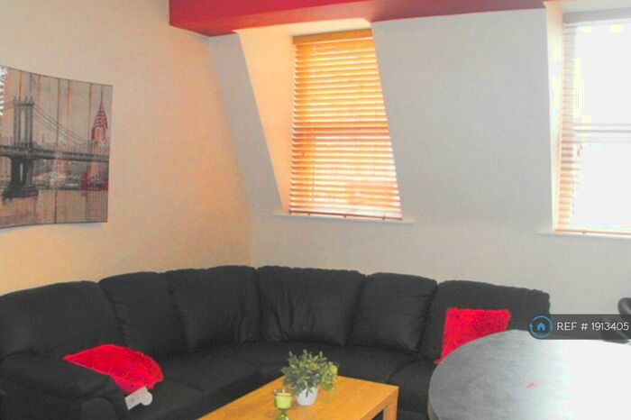 7 Bedroom Flat To Rent In Tithebarn Street, Preston, PR1