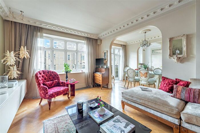 2 Bedroom Flat For Sale In Clifton Court, Northwick Terrace, St John's Wood, London, NW8