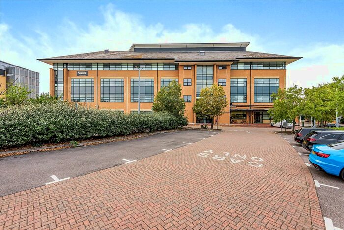 1 Bedroom Flat To Rent In The Boulevard, Cain Road, Bracknell, Berkshire, RG12