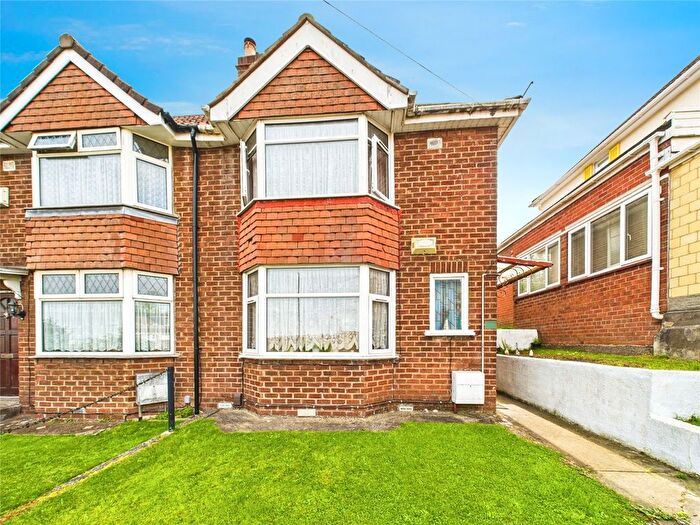 2 Bedroom End Of Terrace House For Sale In St Peters Rise, Bristol, BS13
