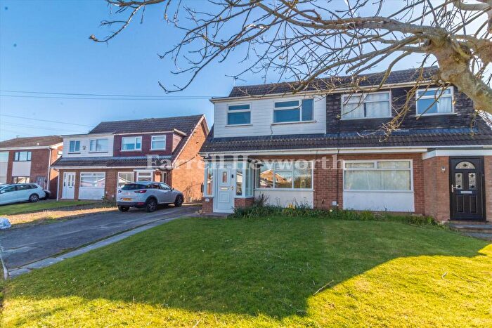 3 Bedroom Semi Detached House For Sale In Donnington Road, Poulton Le Fylde, FY6
