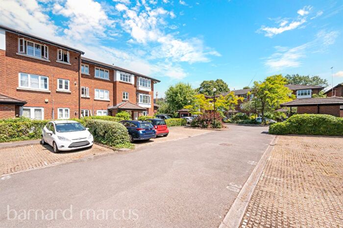 1 Bedroom Flat To Rent In Kingsworthy Close, Kingston Upon Thames, KT1