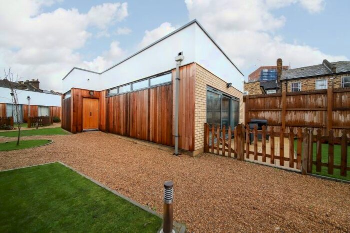 2 Bedroom Flat To Rent In Elswick Road, Lewisham SE13