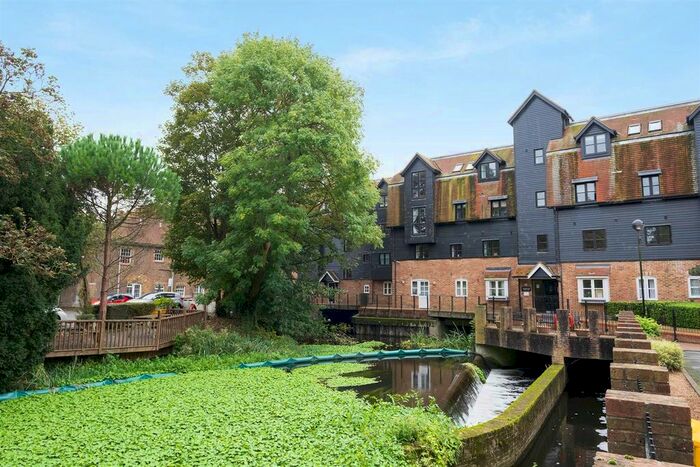 1 Bedroom Flat To Rent In Thorney Mill Road, West Drayton, UB7