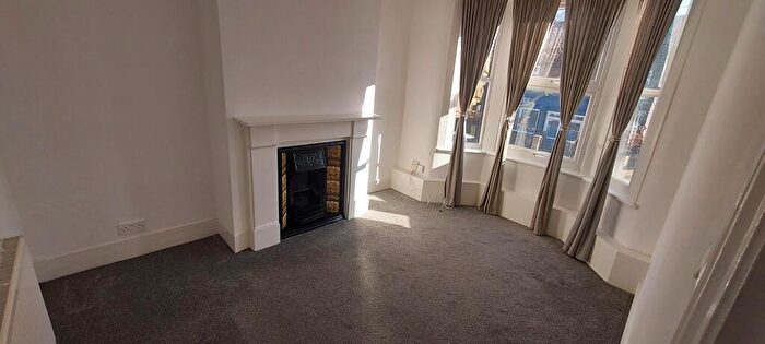 2 Bedroom Flat To Rent In Capworth Street, Leyton, London, E10