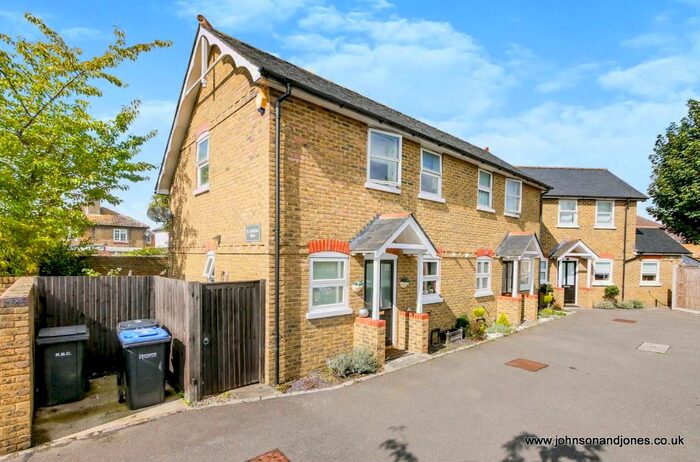 2 Bedroom Semi-Detached House To Rent In St Catherine's Mews, Chertsey, Surrey, KT16