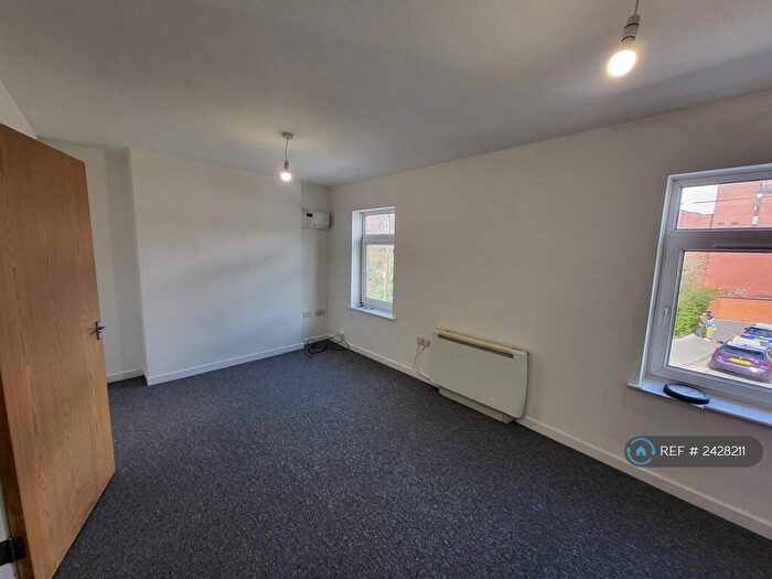 1 Bedroom Flat To Rent In Coopers Mews, Luton, LU1
