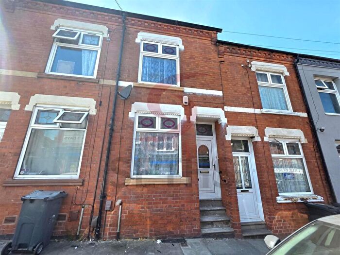 3 Bedroom Terraced House To Rent In Egginton Street, Highfields, Leicester, LE5