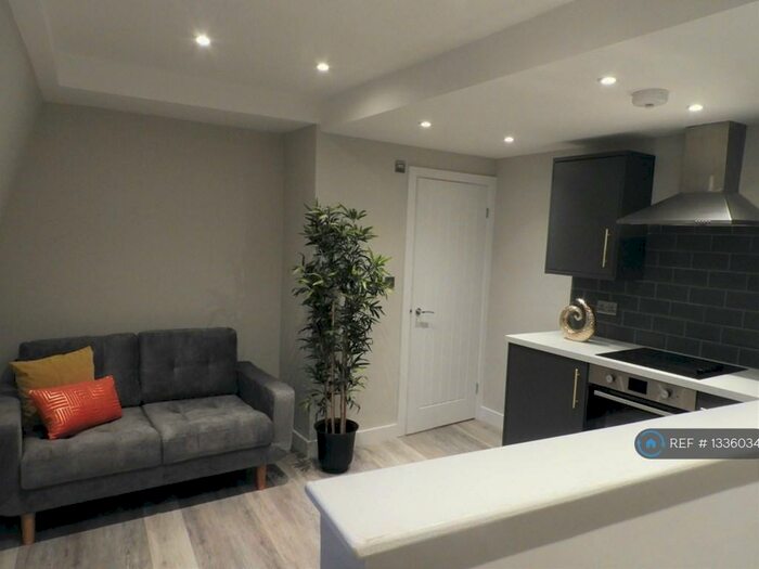 1 Bedroom Flat To Rent In Silver Street, Doncaster, DN1