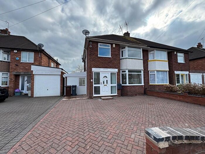 3 Bedroom Semi-Detached House To Rent In Hartshill Rd, Acocks Green, Birmingham, B27
